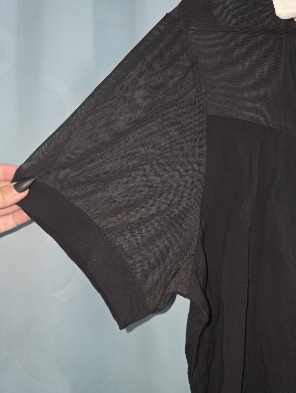 Hot Topic Sheer Top - Picture 4 of 6
